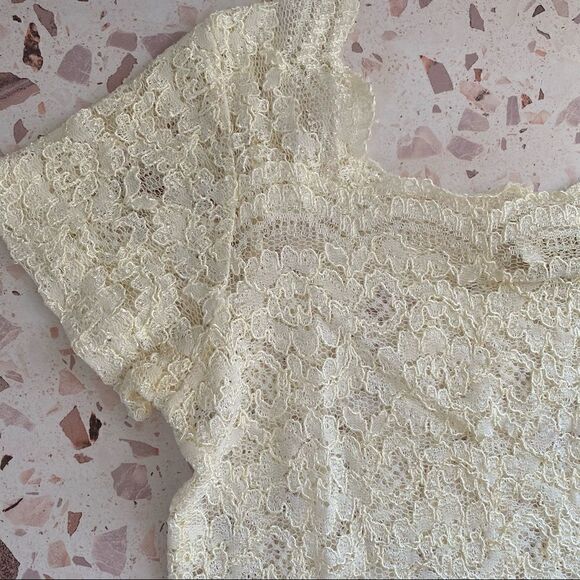 Vintage Victoria secret lace floral top - Picture 10 of 10